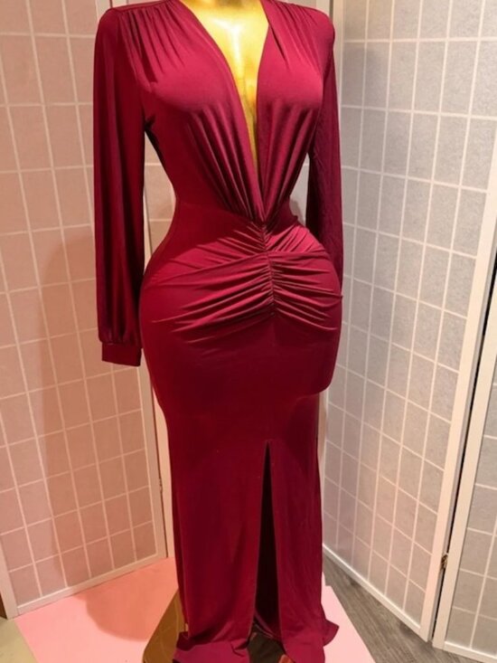 VENUS Dresses & Skirts - VENUS Brand Burgundy Long Sleeve Ruched Deep V Maxi Dress XL NWOT